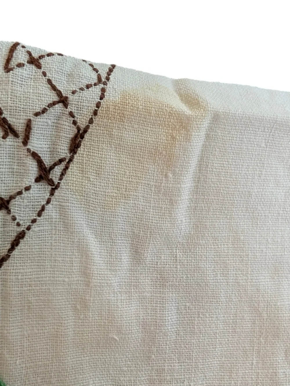 Hand-Embroidered Floral Linen Table Runner in Cream and Blue